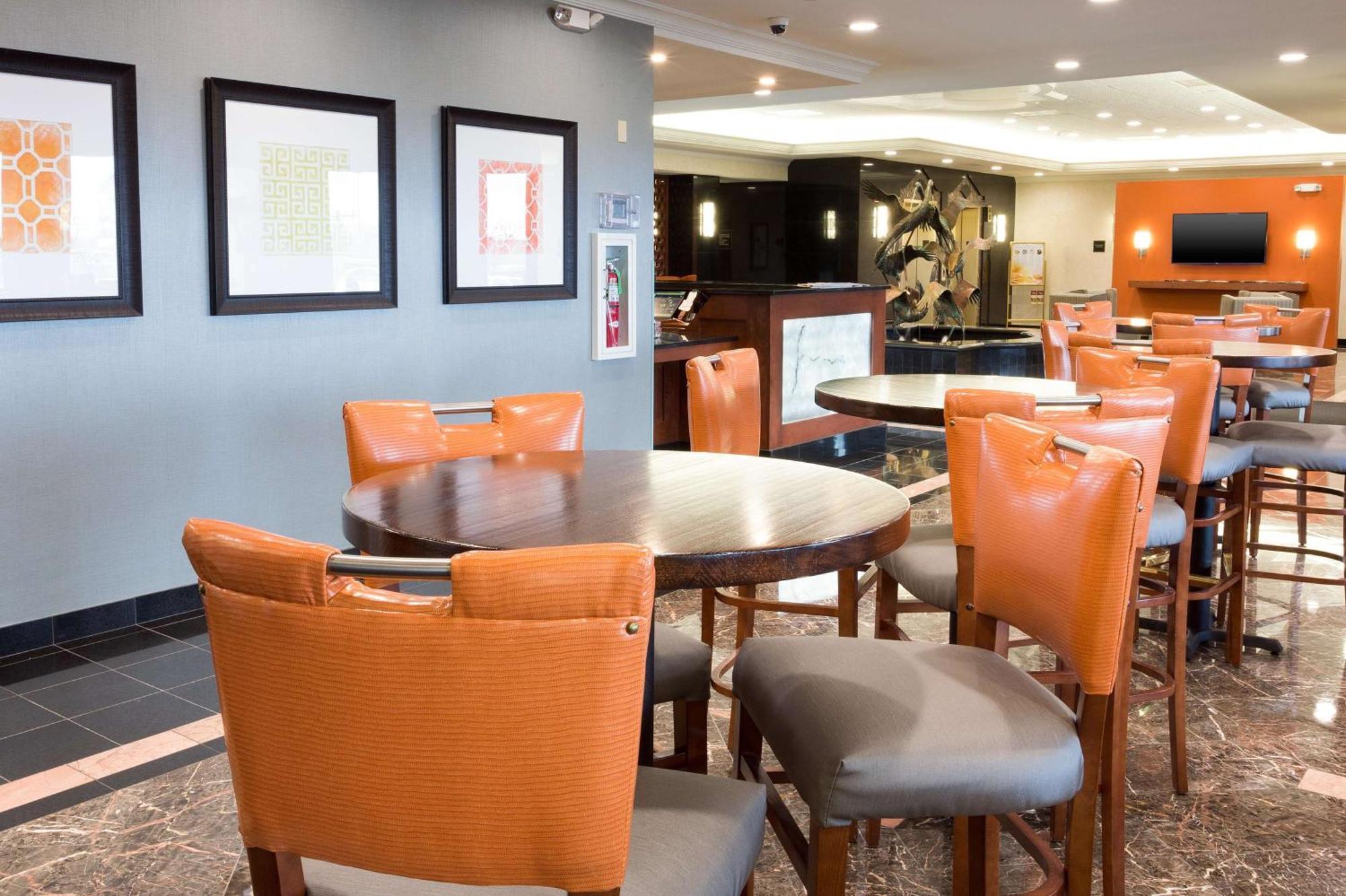 Drury & St. Louis 3* Creve Coeur